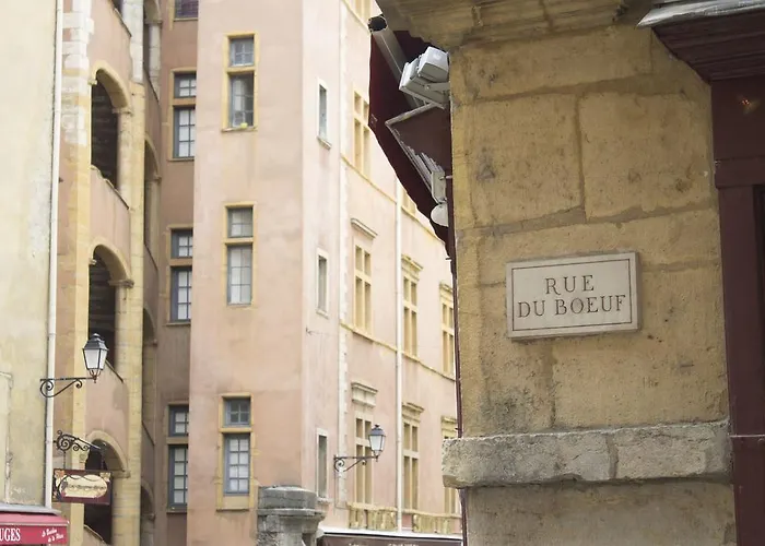 Hotel La Tour Rose
