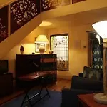 La Tour Rose Отель Лион