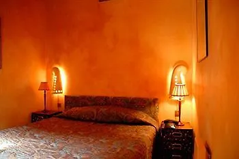 Hotell La Tour Rose