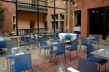 Hotell La Tour Rose 4*