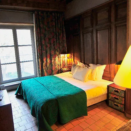 La Tour Rose Hotell