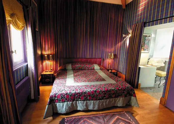 Hotel La Tour Rose 4*
